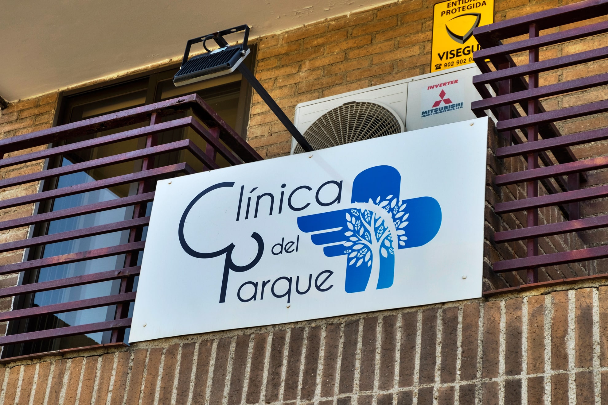 Clínica del Parque - Salud y Bienestar